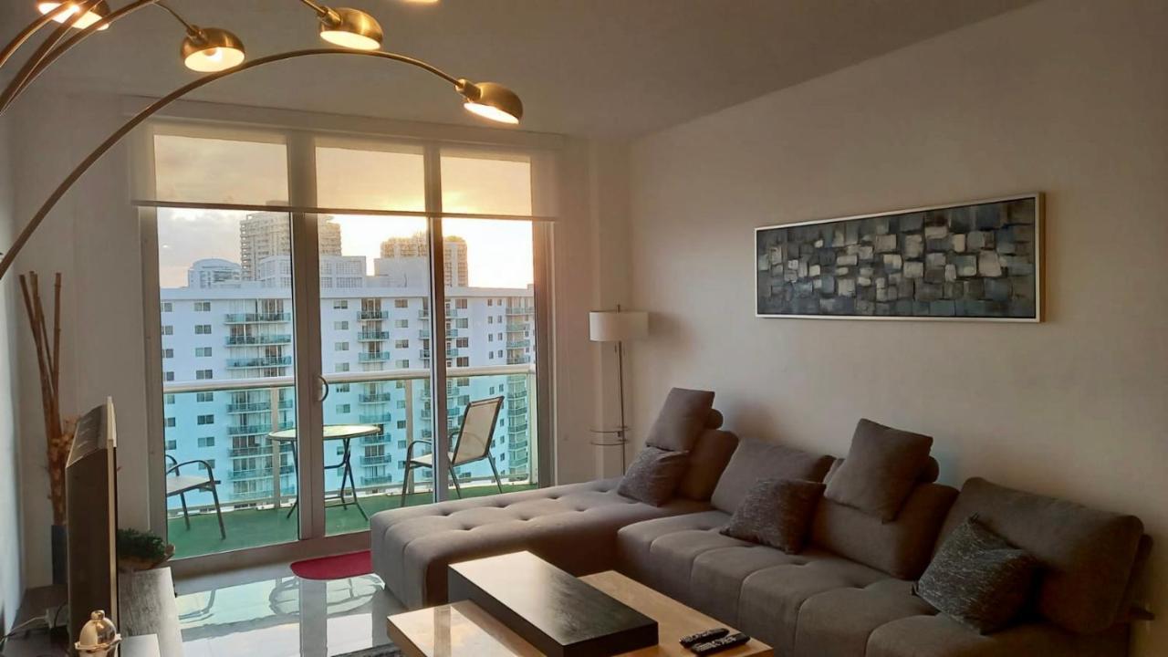 Penthouse Ocean Reserve Apartment ไมอามีบีช ภายนอก รูปภาพ